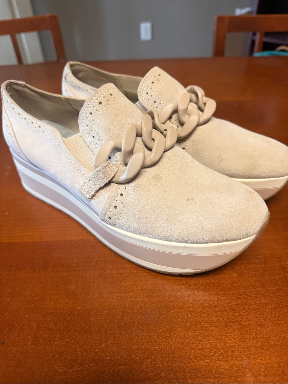 Dolce Vita Beige Platform Slip-On Loafer with Chunky Chain